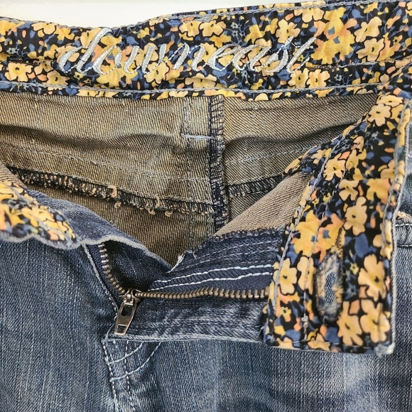 Downeast Heavy Stitching Mid Rise Boot Cut Jeans - Picture 4 of 7